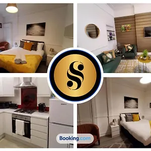 Leith Spectacular By Sensational Short Lets & Serviced With 6 Separate Beds & 2 Baths Apartment